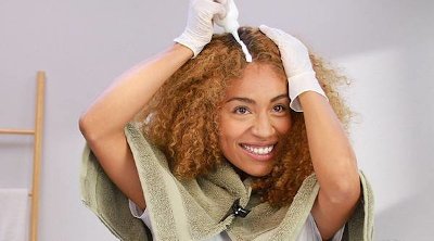 Colouring_Hair_Roots